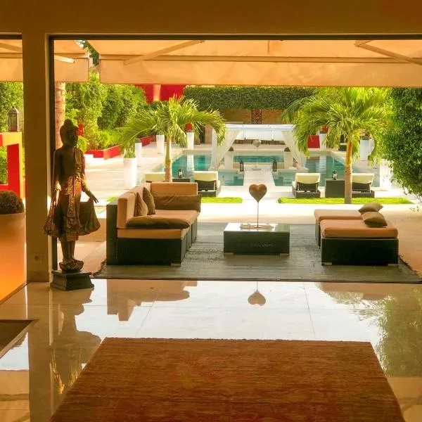 Villa Le Petit Paradis Saly Boutique Hotel，位于恩加帕鲁的酒店