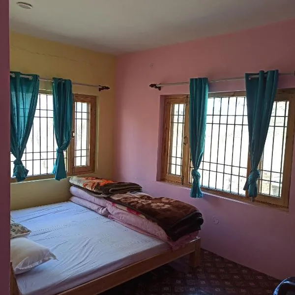 Chandra Bhaga camps，位于Tāndi的酒店