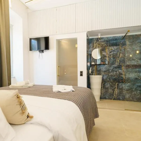 La Vie Hydra Luxury Suites，位于伊兹拉的酒店