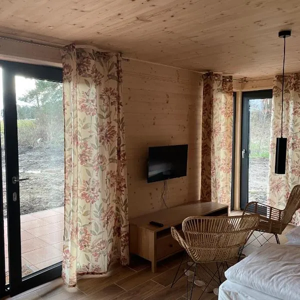 Glamping Challet Slunečno Český ráj，位于伊钦的酒店