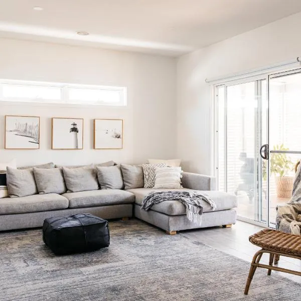 Romantic retreat in Mornington Peninsula Heartland，位于德罗马纳的酒店
