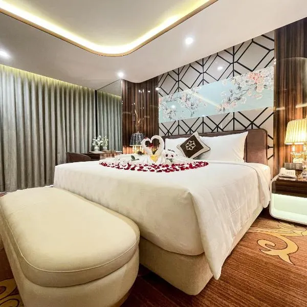 Cửa Đông Luxury Hotel，位于荣市的酒店