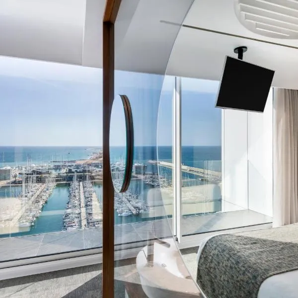Hotel Marina Badalona，位于巴达洛纳的酒店