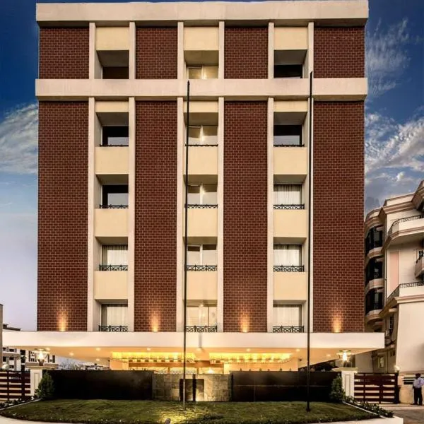 The Altruist Business Hotel Hitech，位于Kundakal的酒店