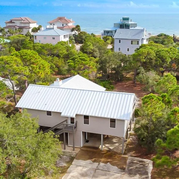 Sea Pine Cottage，位于圣乔治岛的酒店