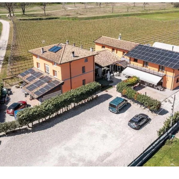 AGRITURISMO DA LAURA，位于Povoletto的酒店