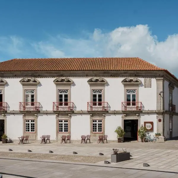 Design & Wine Hotel，位于Riba de Âncora的酒店