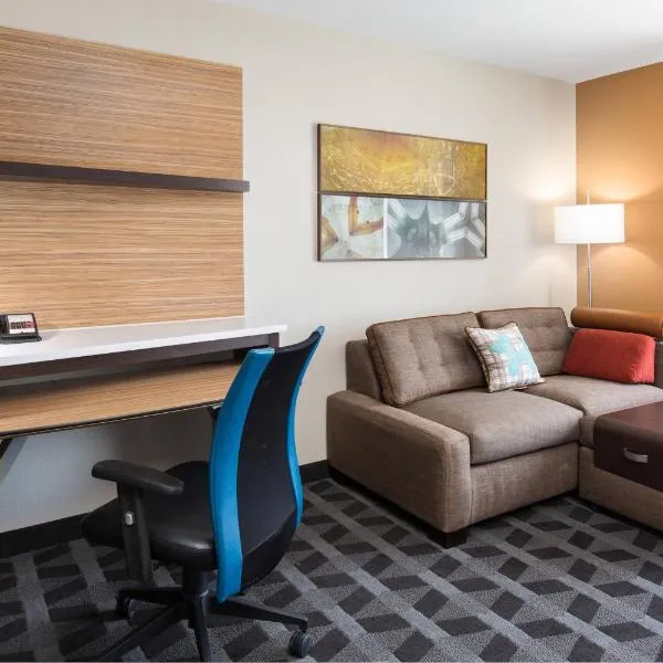Towneplace Suites By Marriott Austin North/Lakeline，位于斯德伯克的酒店