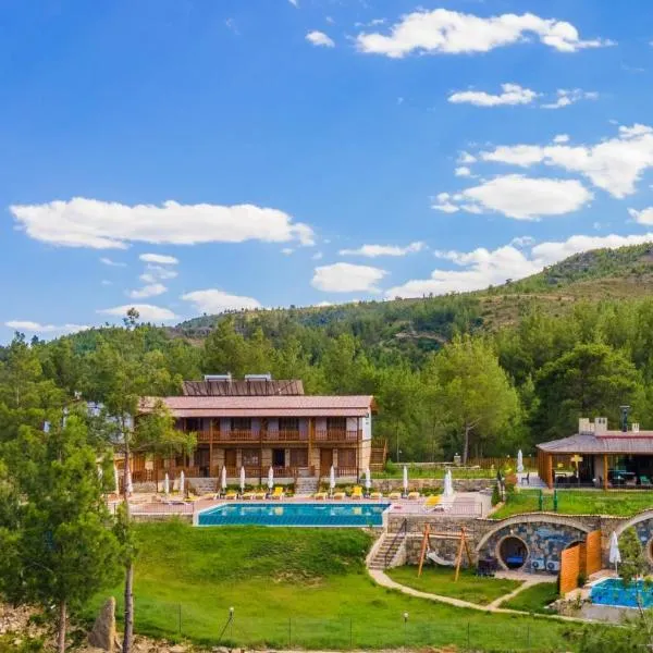 Maison Green Hill Hobbit Villas & Boutique Hotel，位于安塔利亚的酒店