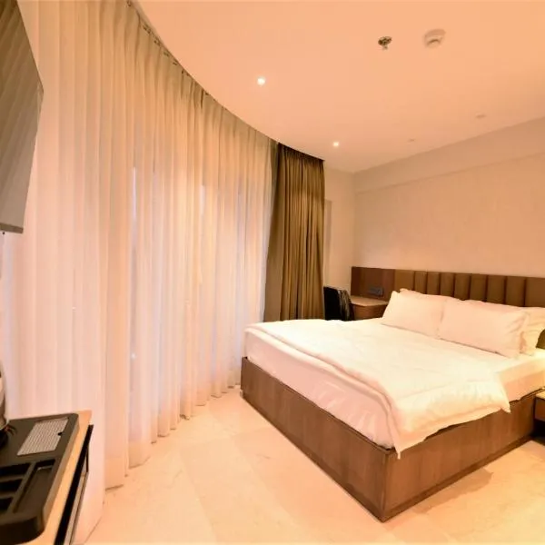 HOTEL ANUPAM RESIDENCY，位于孟买的酒店