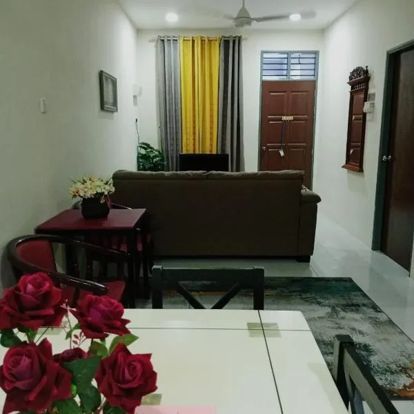 Homestay CikguRose UMK，位于甘邦艾尔特的酒店