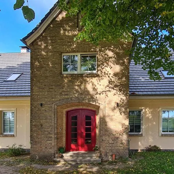 Ferienwohnung Waren in Zirtow，位于韦森贝格的酒店