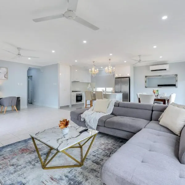 The OC Home: Centrally Located, Home Away Home，位于Nightcliff的酒店