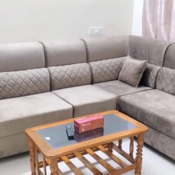 Servostay 2 Bhk Fully Furnished in Hafeezpet #301，位于Lingampalli的酒店