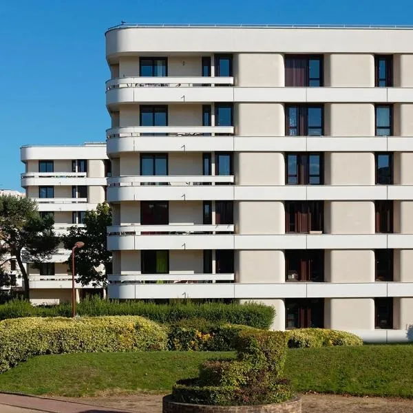 résidence appart partagée Elancourt shared appartement，位于伊兰柯尔特的酒店