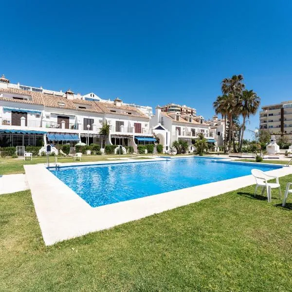 Townhouse beachside Fuengirola，位于福恩吉罗拉的酒店