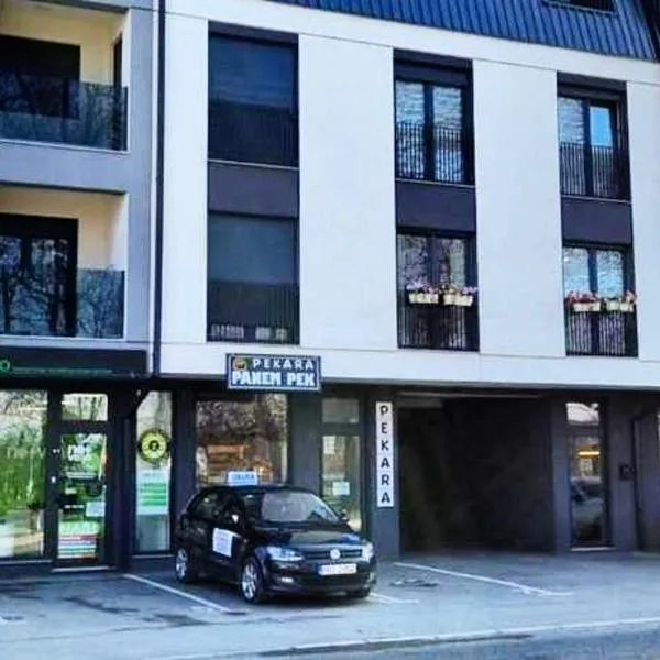 Apartman 222，位于布尔奇科的酒店