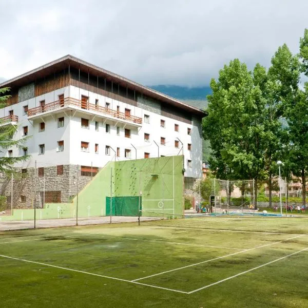 Hotel SNÖ Condes del Pallars，位于里亚尔普的酒店