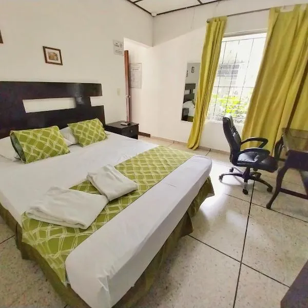 圣贝尼托-索娜罗莎套房及公寓，位于Nueva San Salvador的酒店
