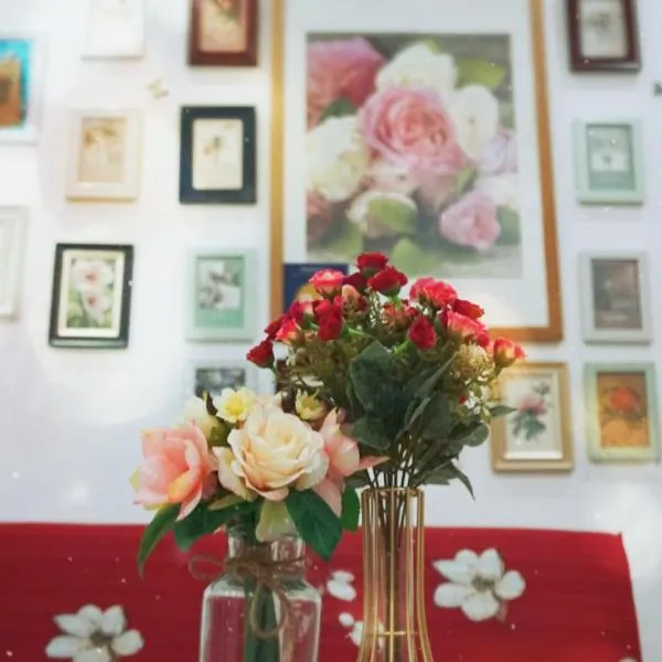 The Floral Home，位于Kampong Ayer Resam的酒店