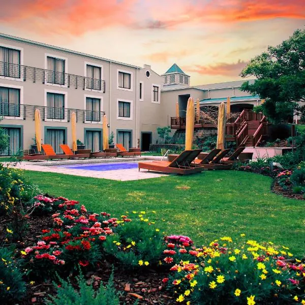 Garden Route Hotel，位于DʼAlmeida的酒店