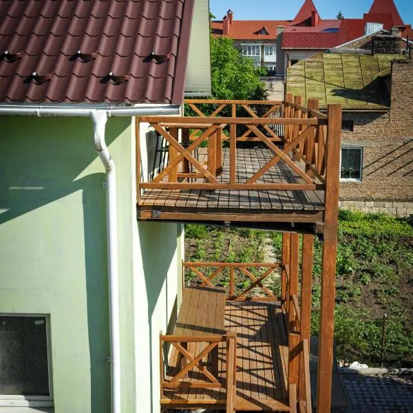 Green Town Apartment，位于Fedorovka的酒店