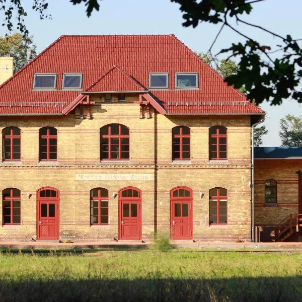 Ferienwohnungen Bahnhof Werder，位于于特博格的酒店