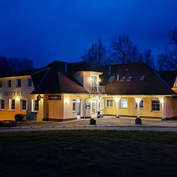 Motel Velký Rybník，位于佩尔赫日莫夫的酒店