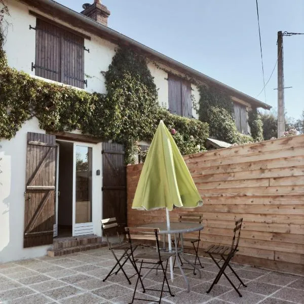 A deux pas de Cabourg ,avec une belle vue sur la campagne normande.A grangues，位于Grangues的酒店