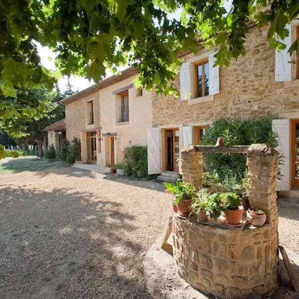 拉杜美迪农庄住宿加早餐旅馆，位于皮奥伦克的酒店