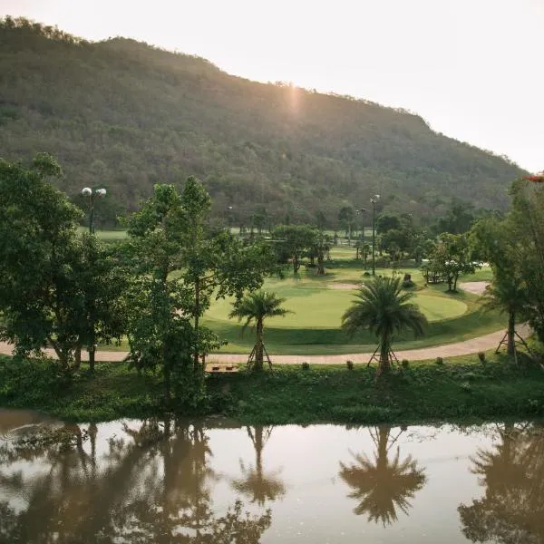 Phubachiang Golf and Resort Pakse，位于Ban Gnik的酒店