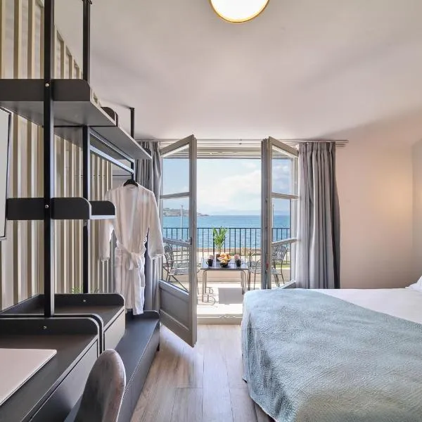 PORTA SQUERO Premium Suites，位于罗希姆诺的酒店