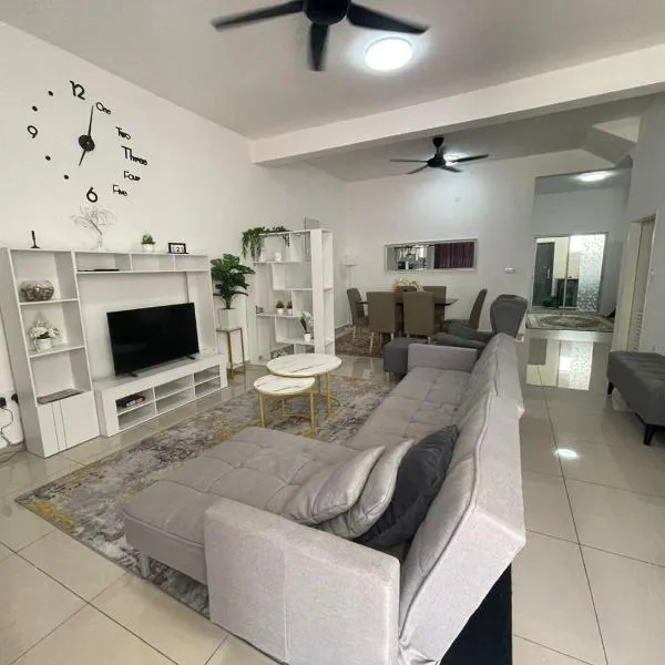 Safiyya Homestay，位于居銮的酒店