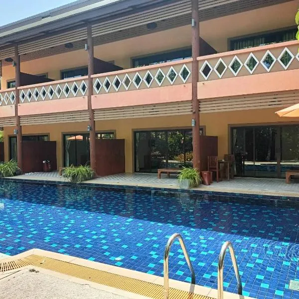 Baan Suan Villas Resort，位于Ban Suan的酒店