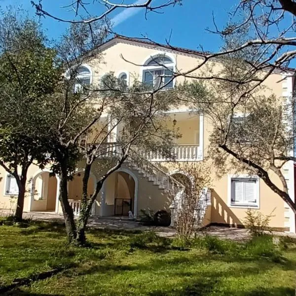 Antonios Olive Garden Acharavi Kerkyra，位于阿查拉维的酒店