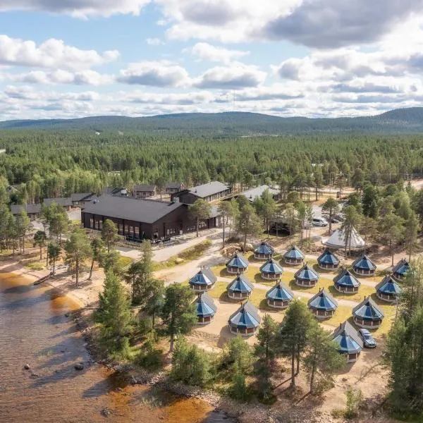 Wilderness Hotel Inari & Igloos，位于Kirkonkylä的酒店