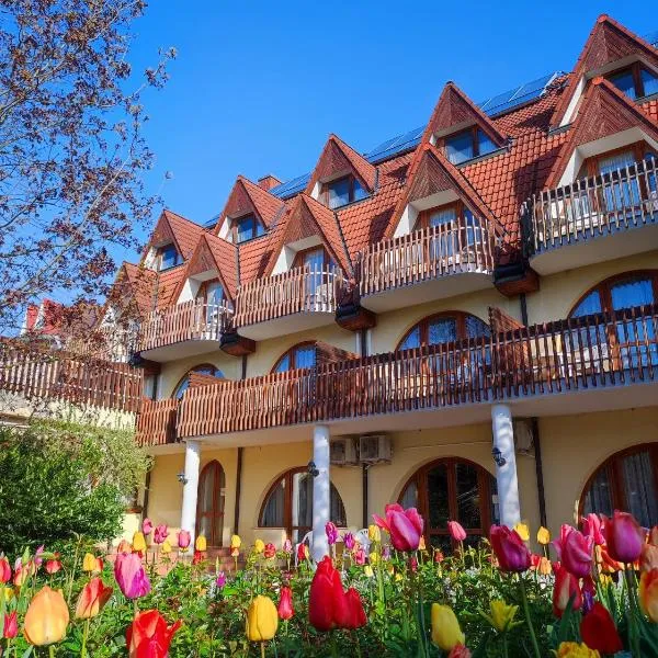 Ágnes Hotel，位于赫维兹的酒店