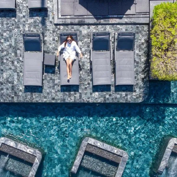 Hotel Indigo Phuket Patong by IHG，位于芭东海滩的酒店