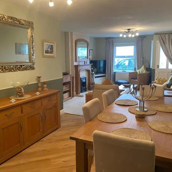 Spacious Holiday Home in Cumbria，位于Arlecdon的酒店