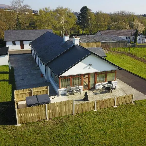 Rose Cottage，位于Muff的酒店