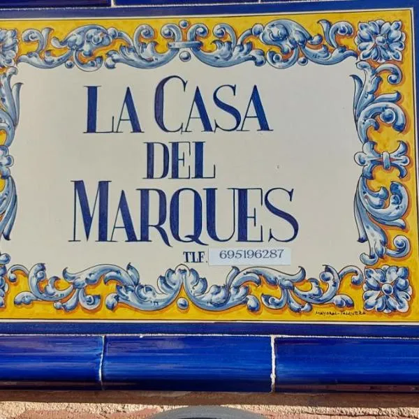  马奎斯度假屋，位于Lucillos的酒店