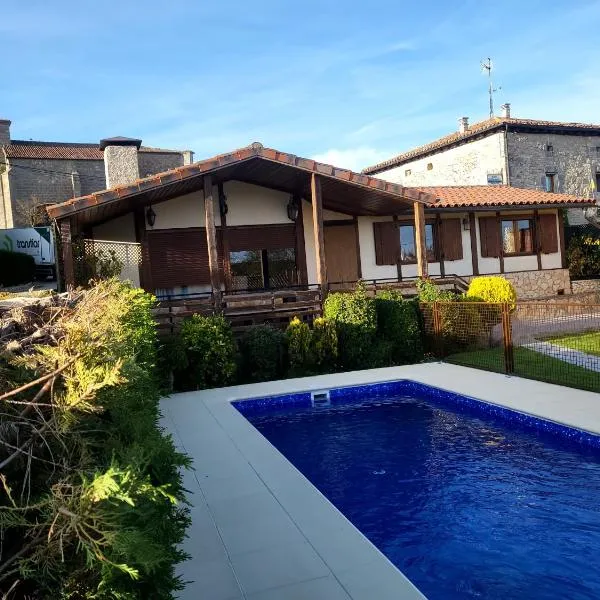 CON PISCINA SANSIL RURAL Atapuerca，位于阿塔普埃尔卡的酒店