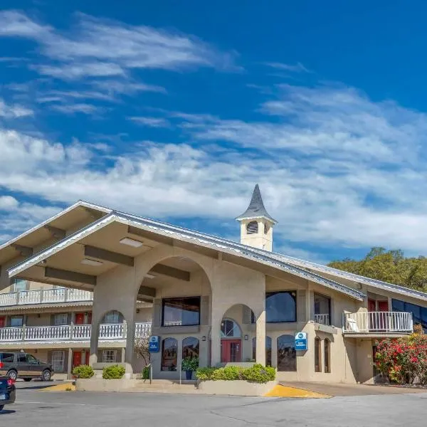 Best Western Sunday House Inn，位于克尔维尔的酒店