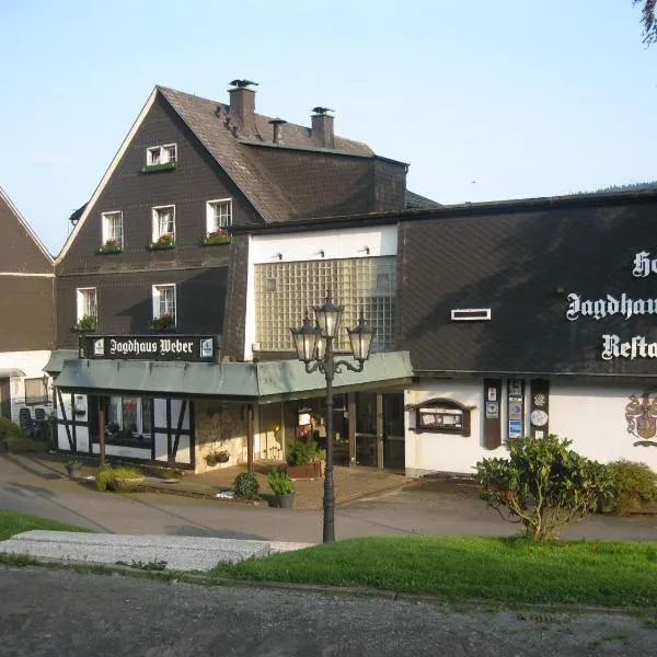 韦伯猎屋酒店，位于Herscheid的酒店