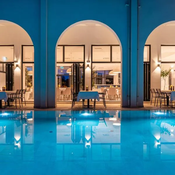 Miramare Hotel，位于Zadar的酒店