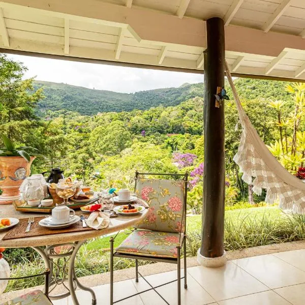 Su Paradise Villa Chalés e Suítes，位于伊泰帕瓦的酒店