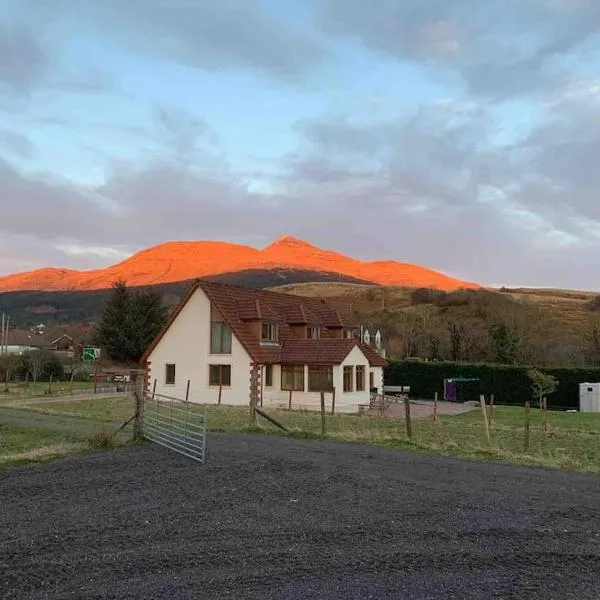 Tigh Na Cille Studio, Taynuilt，位于达尔马利的酒店