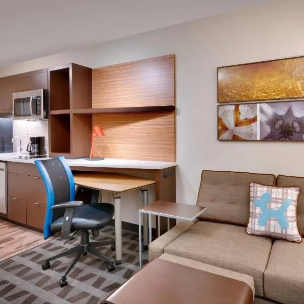 TownePlace Suites by Marriott Salt Lake City Draper，位于Riverton的酒店