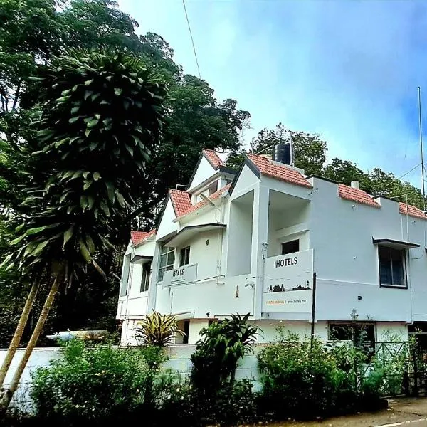 iSTAYS - Loop Road, Yercaud，位于埃尔加德的酒店