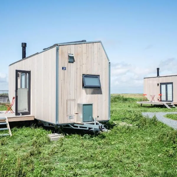 Tiny House Pioneer 19 Zur Meerseite - Green Tiny Village Harlesiel，位于卡罗利嫩西尔的酒店